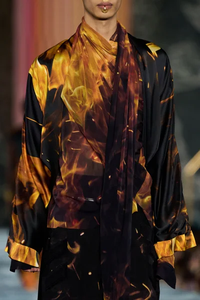 Look 289
